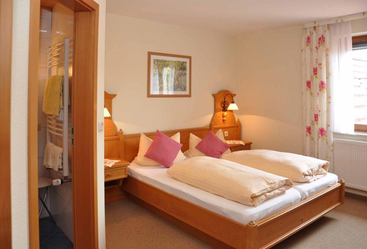 Landhotel Zur Pferdetraenke Schleid 외부 사진